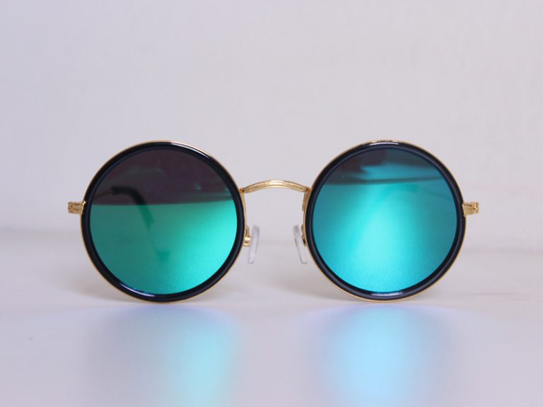 Polarised Glasses